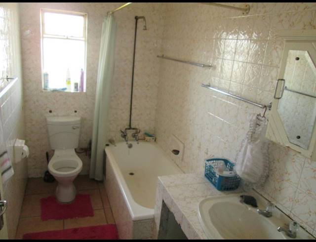 2 BEDROOM APARTMENT FOR SALE IN PRIMROSE HILL